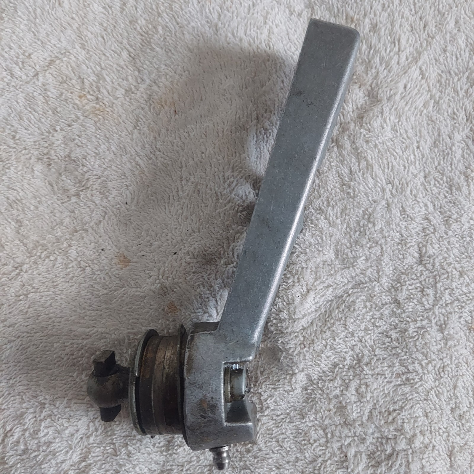 Complete Johnson/Evinrude Vintage Shift Lever 378172 Fits 1959-1963 35 & 40 H.P. Complete Johnson/Evinrude Vintage Shift Lever 378172 Fits 1959-1963 35 & 40 H.P.