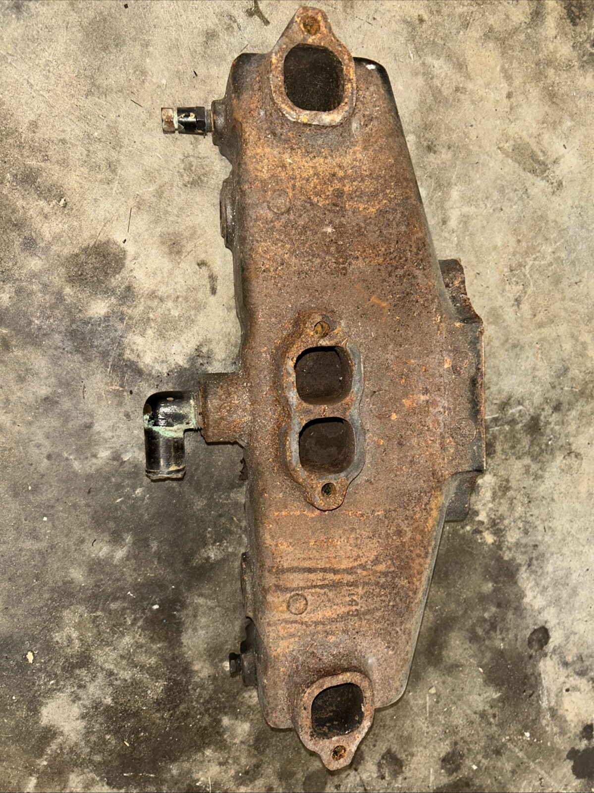 Z4b Exhaust Manifold Mercruiser 5.7L 87114A19 87114BC2 87114 Z4b Exhaust Manifold Mercruiser 5.7L 87114A19 87114BC2 87114