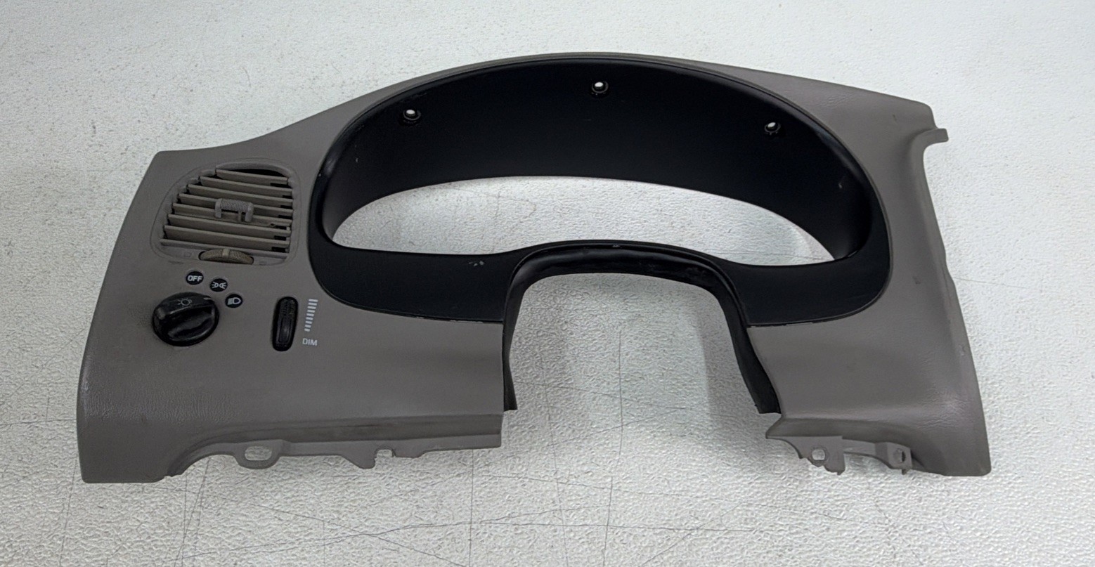 95-06 Ford Ranger Explorer Mountaineer Dash Cluster Bezel 10044D70 OEM Gray READ