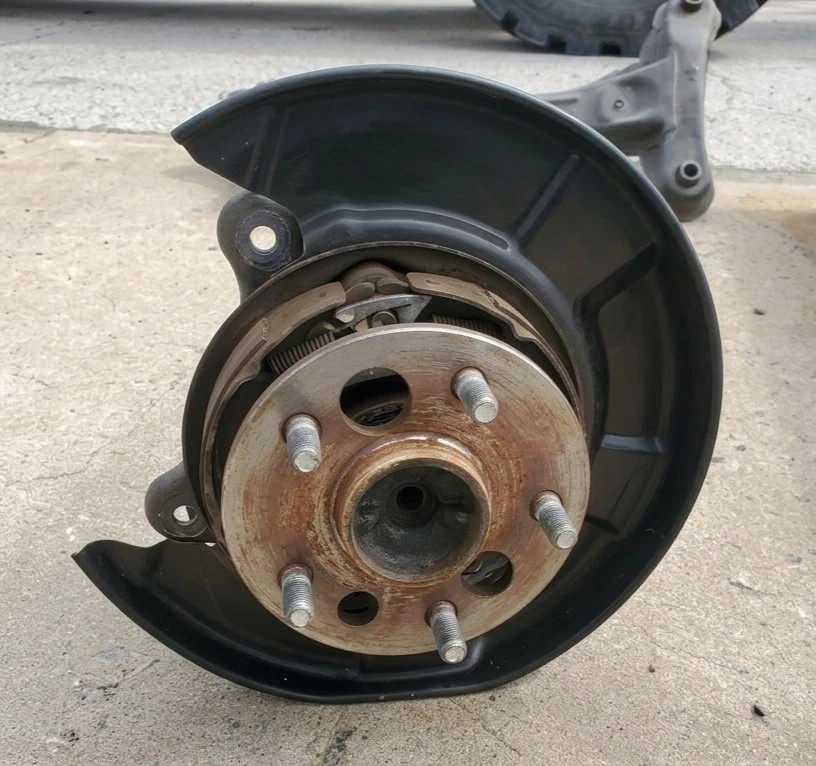 1992-2001 Toyota Camry Rear Right Passenger RH Spindle Knuckle Stub Axle ABS OEM