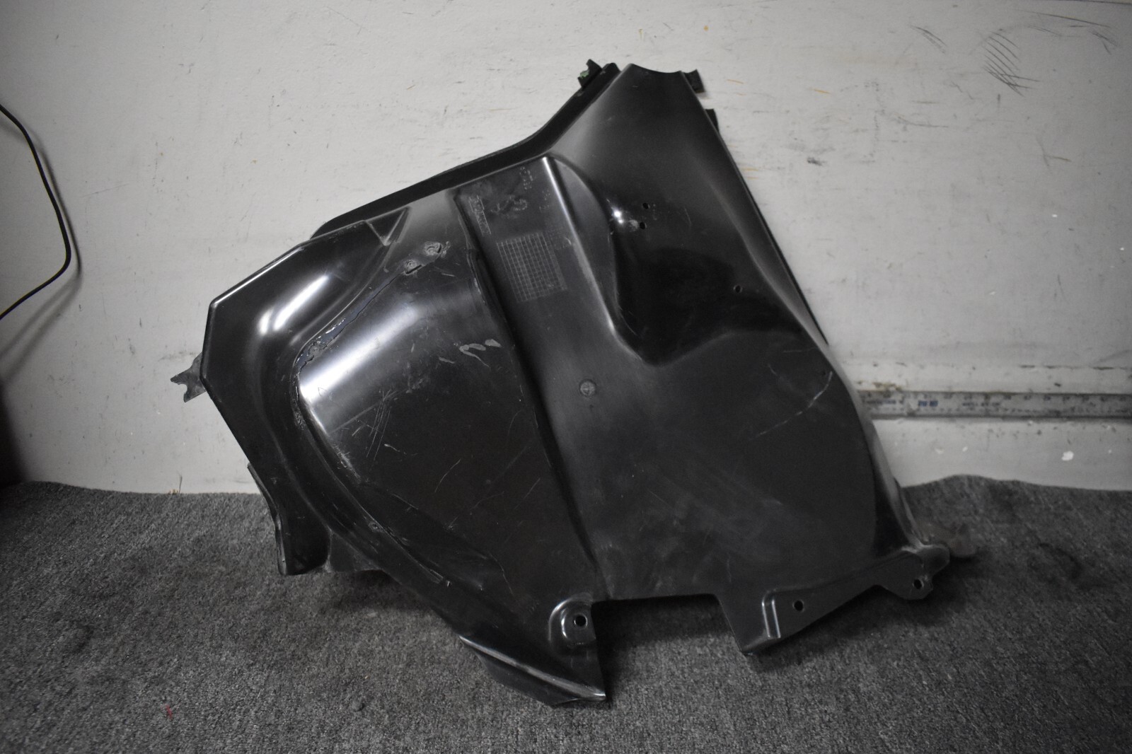 2020-2023 FERRARI F8 UPPER FRONT AIR INTAKE OEM 000862145