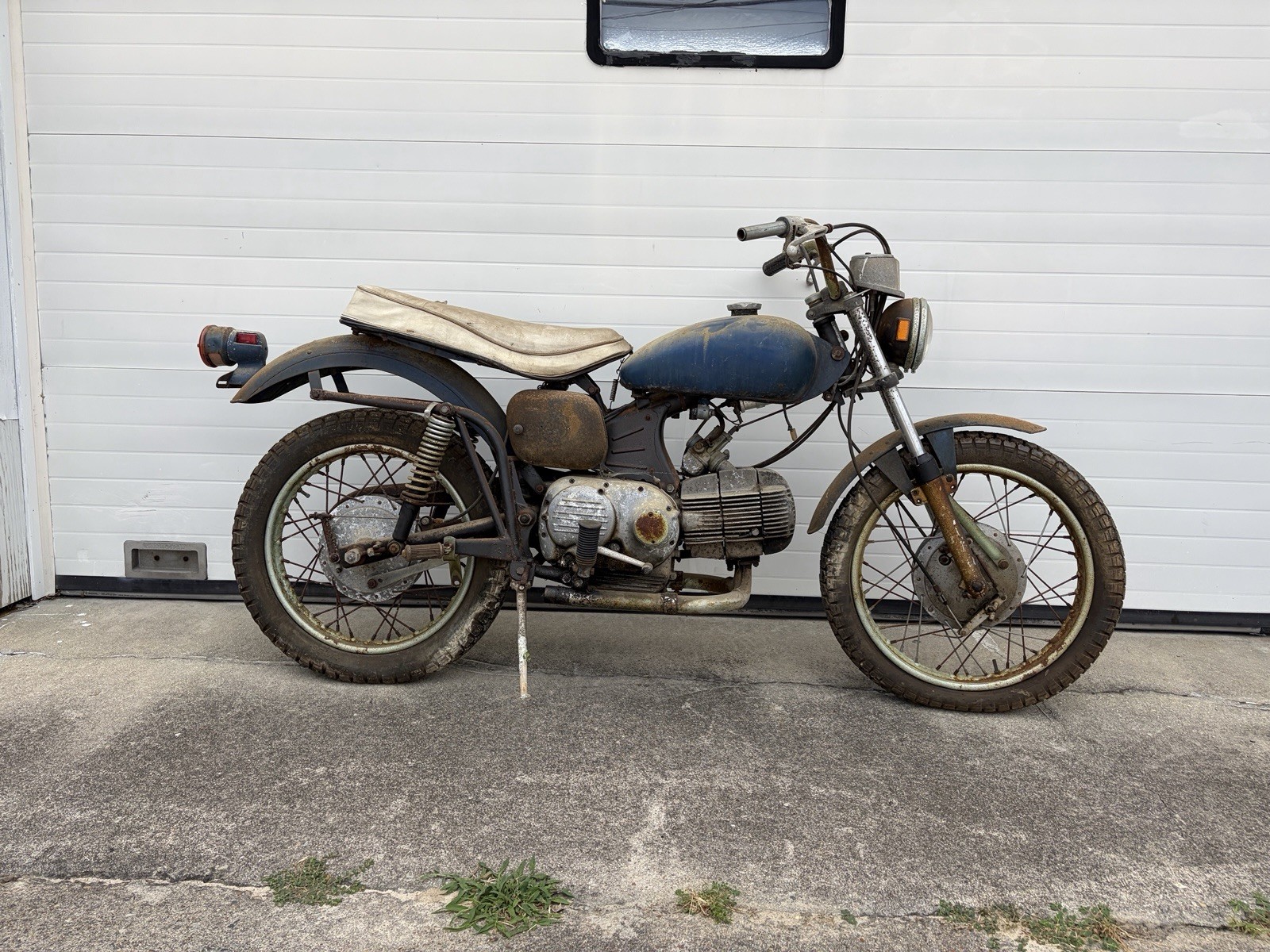 1971 Harley Davidson Aermacchi Sprint 350 PARTS/REPAIR 1971 Harley Davidson Aermacchi Sprint 350 PARTS/REPAIR