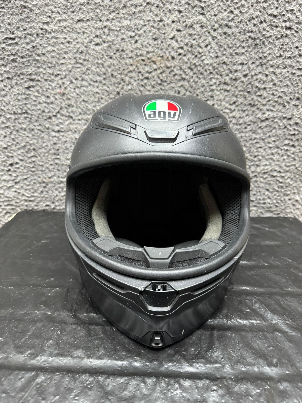 AGV K6 S Full-Face Motorcycle Road Helmet Black DOT FMVSS 218 Size L 60-61 AGV K6 S Full-Face Motorcycle Road Helmet Black DOT FMVSS 218 Size L 60-61