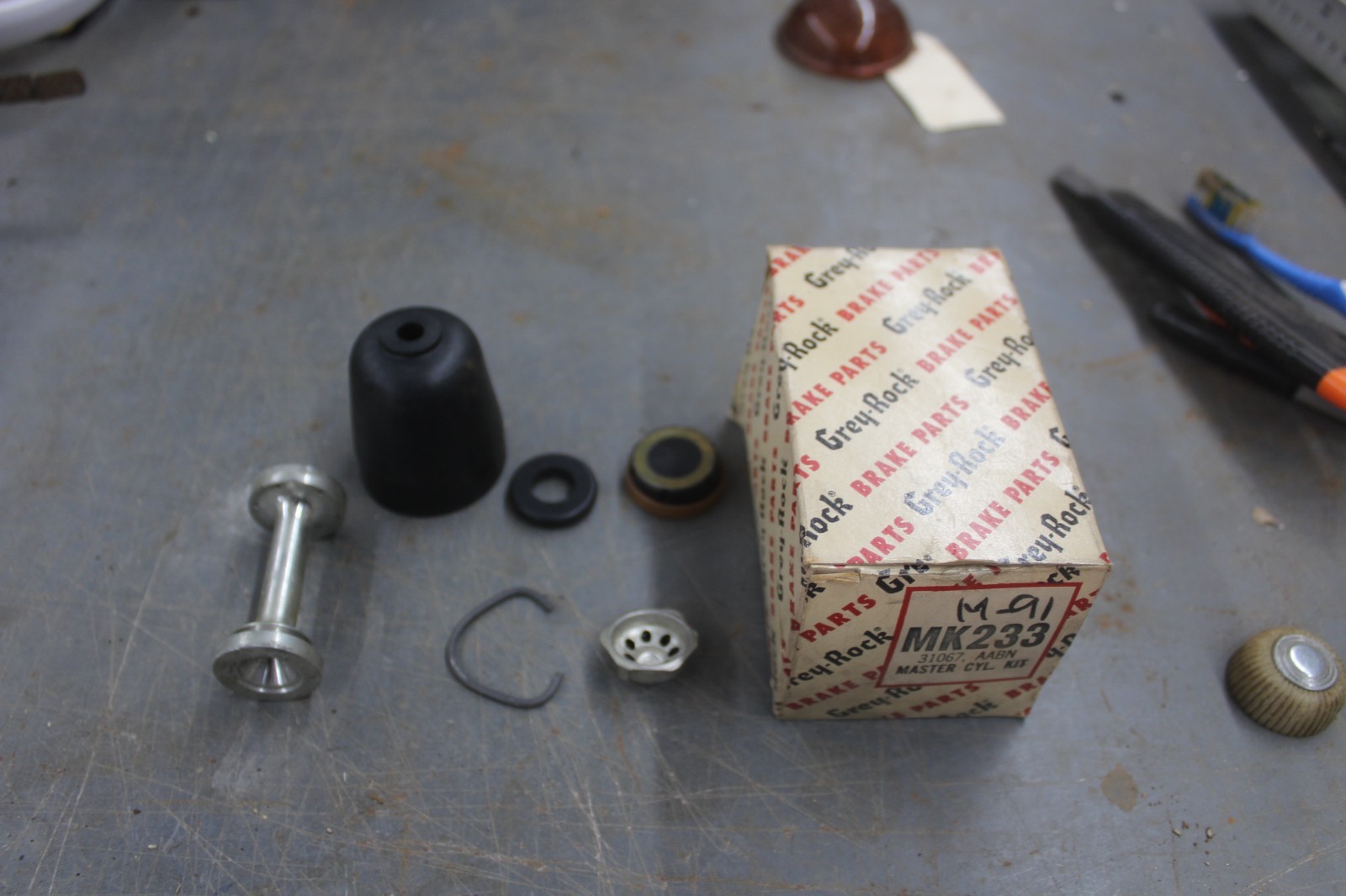 1959 1960 1961 Buick Pontiac Master Cylinder Kit- This is Kit # MK233 1959 1960 1961 Buick Pontiac Master Cylinder Kit- This is Kit # MK233