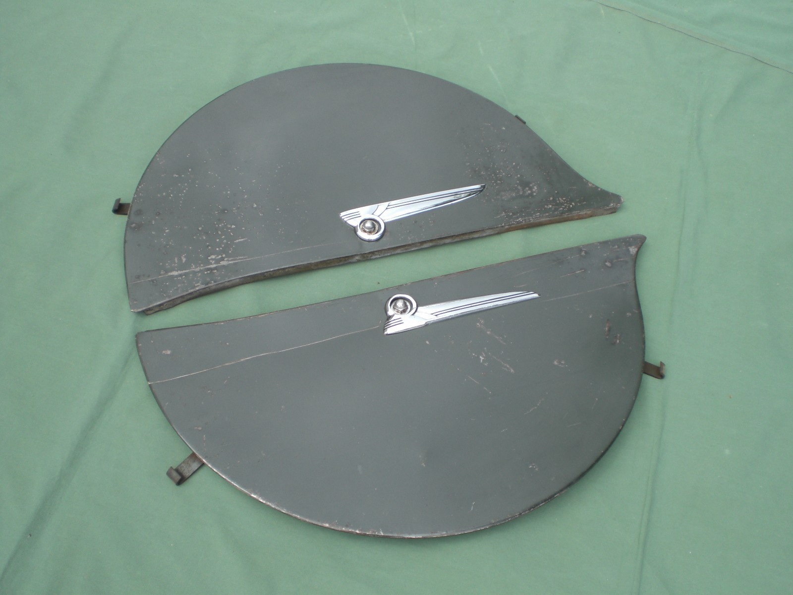 1937 1938 Chrysler Factory Fender Skirts Pair Orig Mopar Plymouth Dodge DeSoto