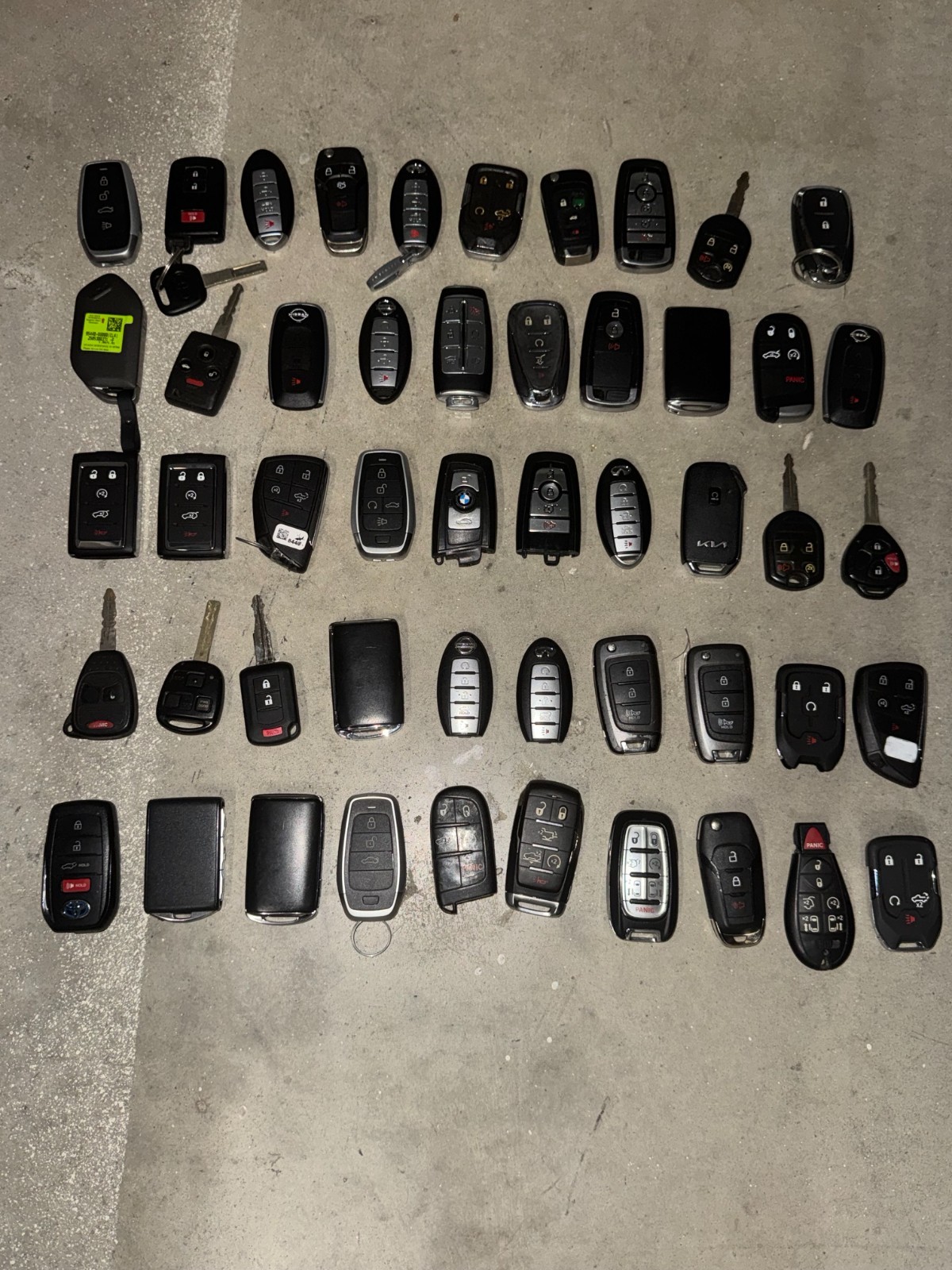 Lot of 50 used smart prox remote keys