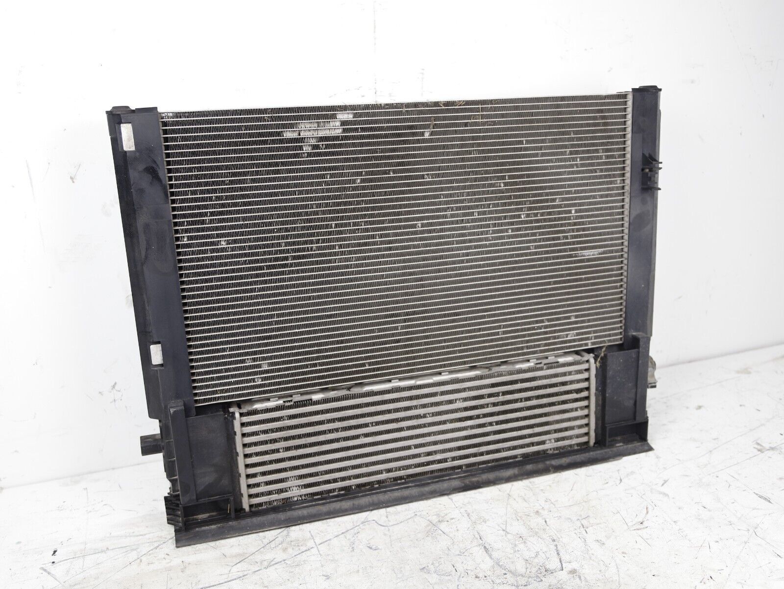 12-16 BMW F22 F30 F32 F34 Main Radiators Cooling WITHOUT Fan N20 Assembly OEM 12-16 BMW F22 F30 F32 F34 Main Radiators Cooling WITHOUT Fan N20 Assembly OEM