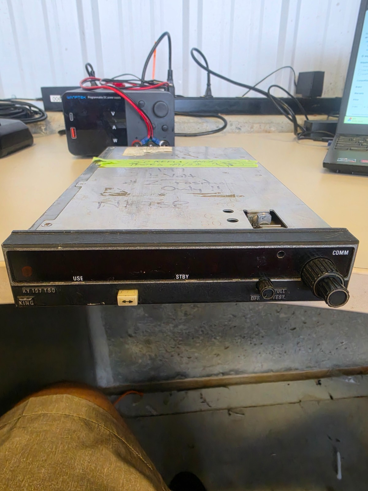 Bendix King KY 197 TSO VHF Comm Traansceiver P/N: 064-1021-00 Bendix King KY 197 TSO VHF Comm Traansceiver P/N: 064-1021-00