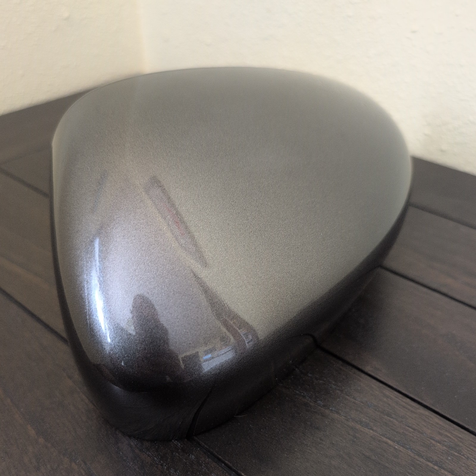 2020+ Ford Escape Mirror Cover - Magnetic Metallic glossy - Left driver side. 2020+ Ford Escape Mirror Cover - Magnetic Metallic glossy - Left driver side.