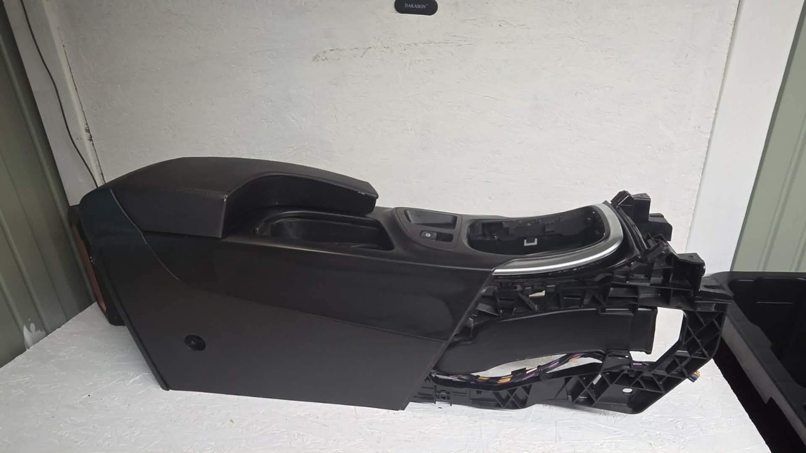 2011-17 Buick Regal Center Console Arm Rest Complete Assembly Cup Holder OEM