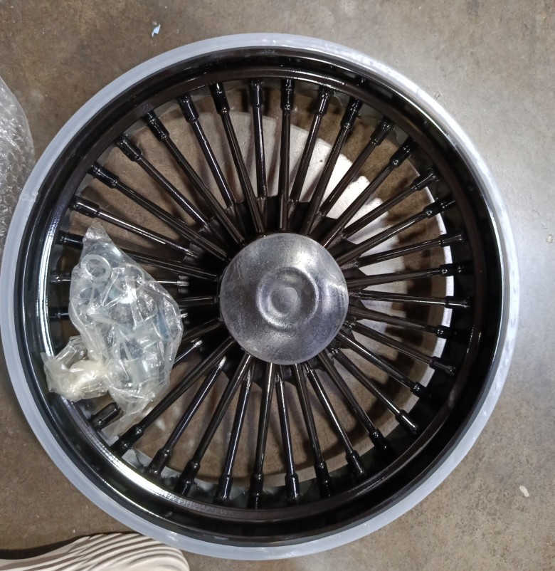 18x3.5 Fat Spoke Front Wheel for Harley Softail Heritage Springer Fatboy USED 18x3.5 Fat Spoke Front Wheel for Harley Softail Heritage Springer Fatboy USED