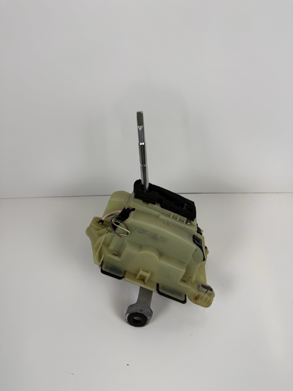 E5 02-09 Mercedes W203 C230 C320 CLK500 Shifter Gear Shift Selector 2032678924 E5 02-09 Mercedes W203 C230 C320 CLK500 Shifter Gear Shift Selector 2032678924
