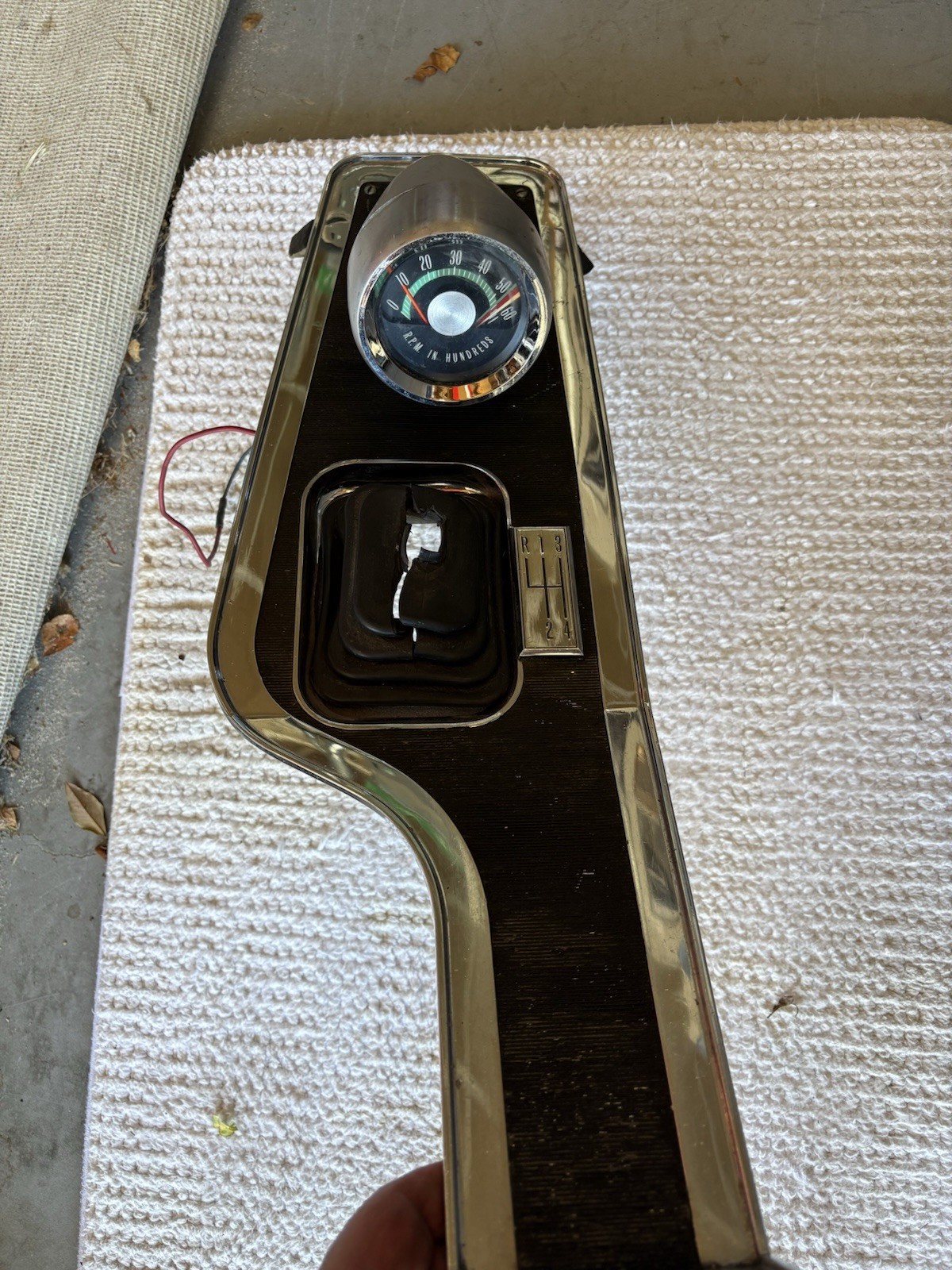 1964/69 Oldsmobile 442 4speed Console Top With Factory Tach Super Rare 1964/69 Oldsmobile 442 4speed Console Top With Factory Tach Super Rare