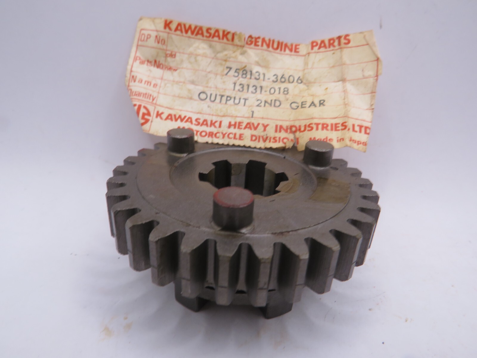 NOS Kawasaki F4 Sidewinder 68-70 Genuine Transmission Output 2nd Gear 13131-018