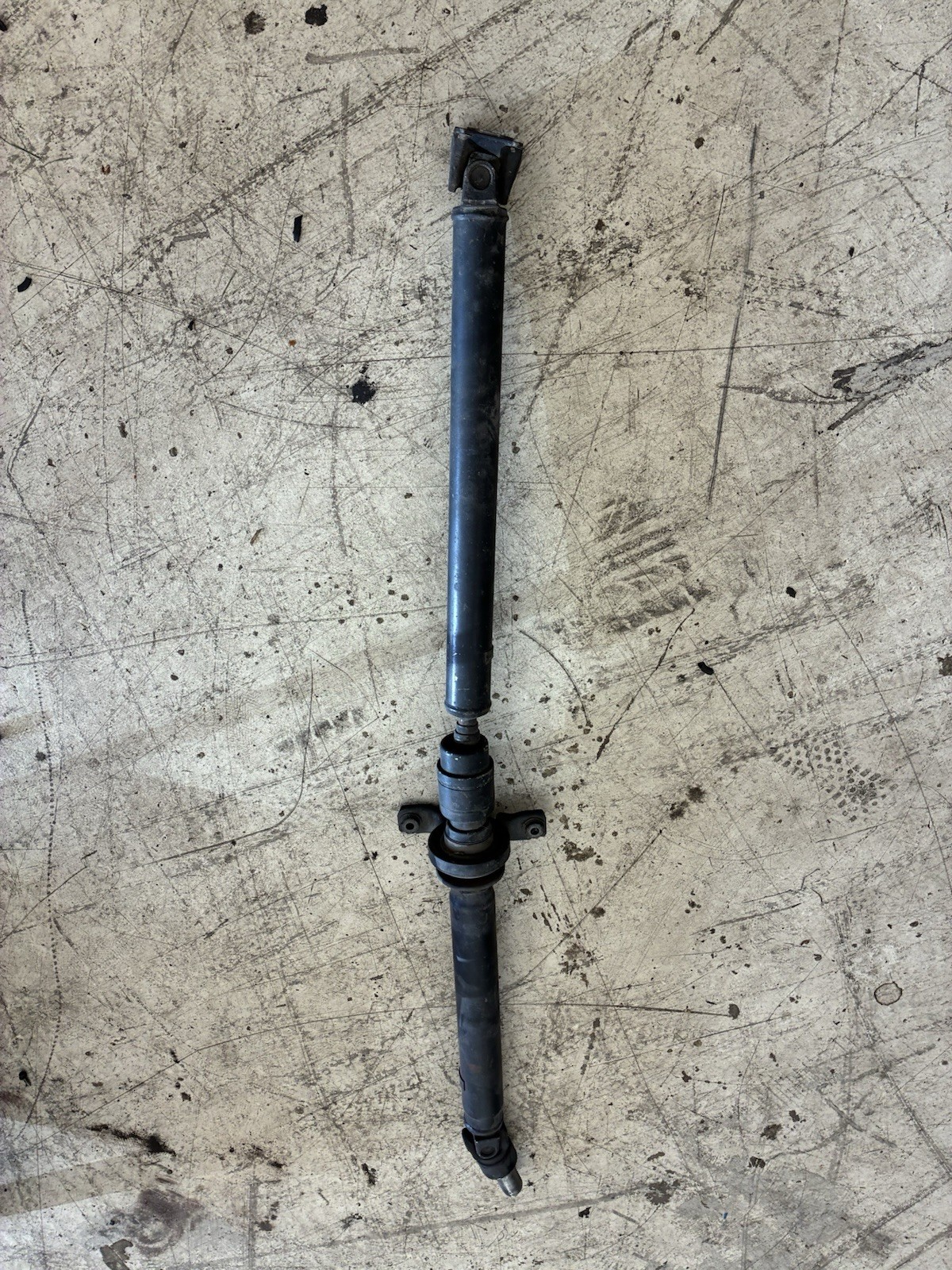 2002-2005 Subaru Impreza WRX Driveshaft Manual Transmission Drive Shaft 02-05 2002-2005 Subaru Impreza WRX Driveshaft Manual Transmission Drive Shaft 02-05