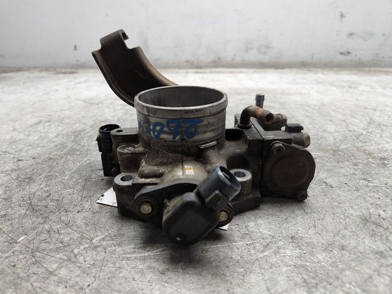 1999-2001 Honda CRV Throttle Body Assembly OEM 140K Miles 1999-2001 Honda CRV Throttle Body Assembly OEM 140K Miles