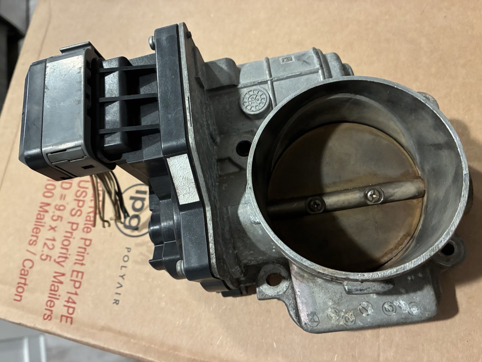 2005-2009 BUICK PONTIAC 3.8 THROTTLE BODY GRAND PRIX LACROSSE LUCERNE 3800