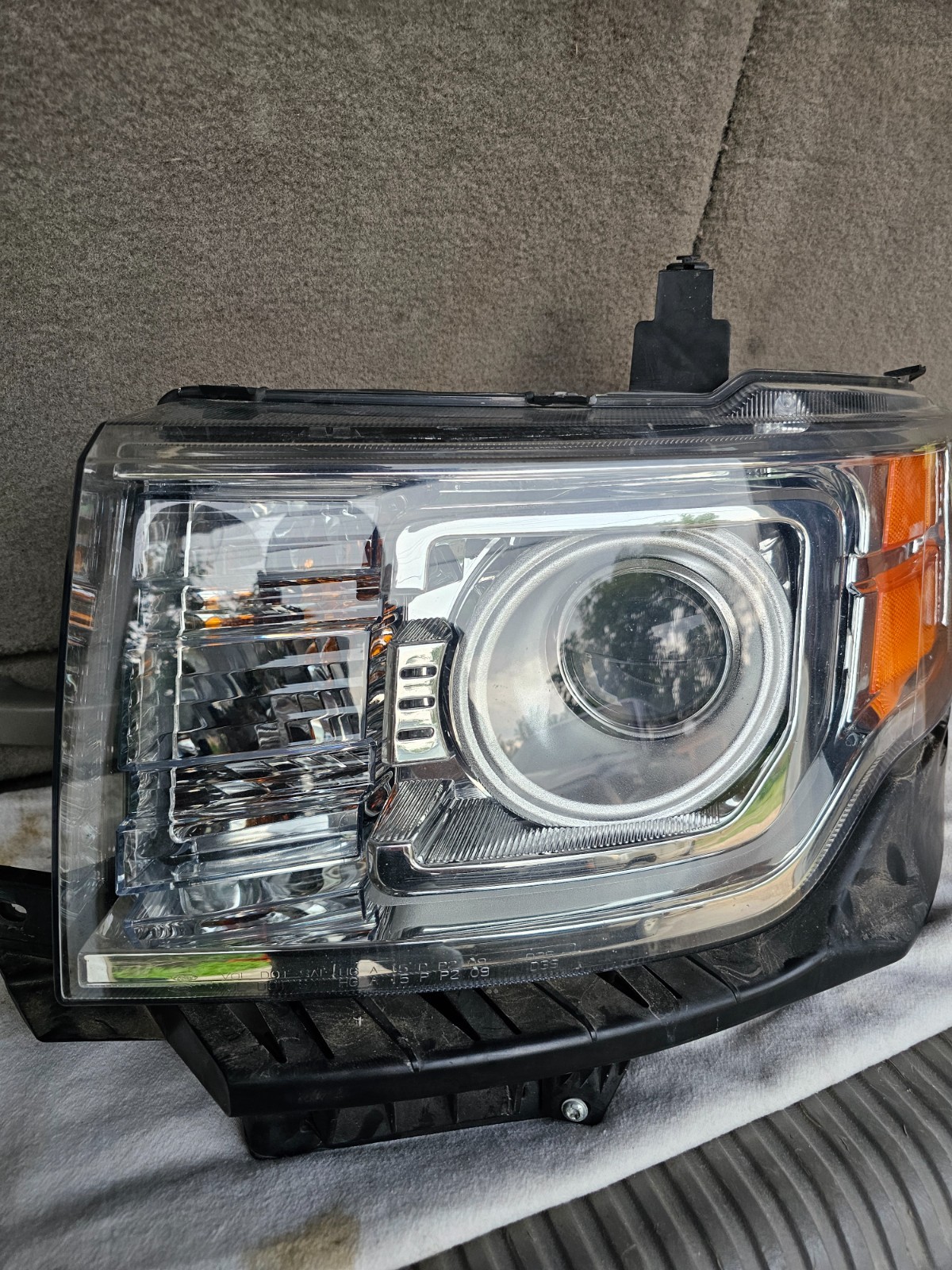 09 10 12 FORD FLEX HID XENON DRIVER SIDE LEFT HEADLIGHT ASSEMBLY 8A8Z13008F OEM 09 10 12 FORD FLEX HID XENON DRIVER SIDE LEFT HEADLIGHT ASSEMBLY 8A8Z13008F OEM