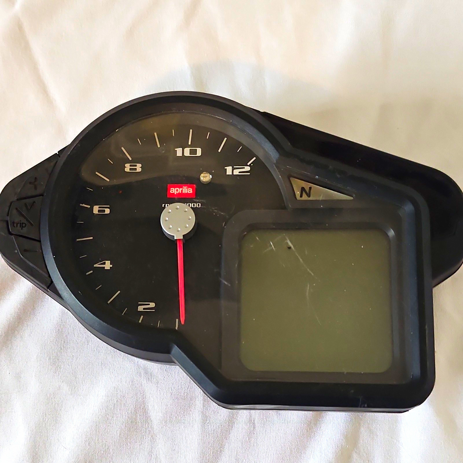 04-10 APRILIA RSV1000R SPEEDO TACH GAUGE DISPLAY CLUSTER SPEEDOMETER TACHOMETER 04-10 APRILIA RSV1000R SPEEDO TACH GAUGE DISPLAY CLUSTER SPEEDOMETER TACHOMETER