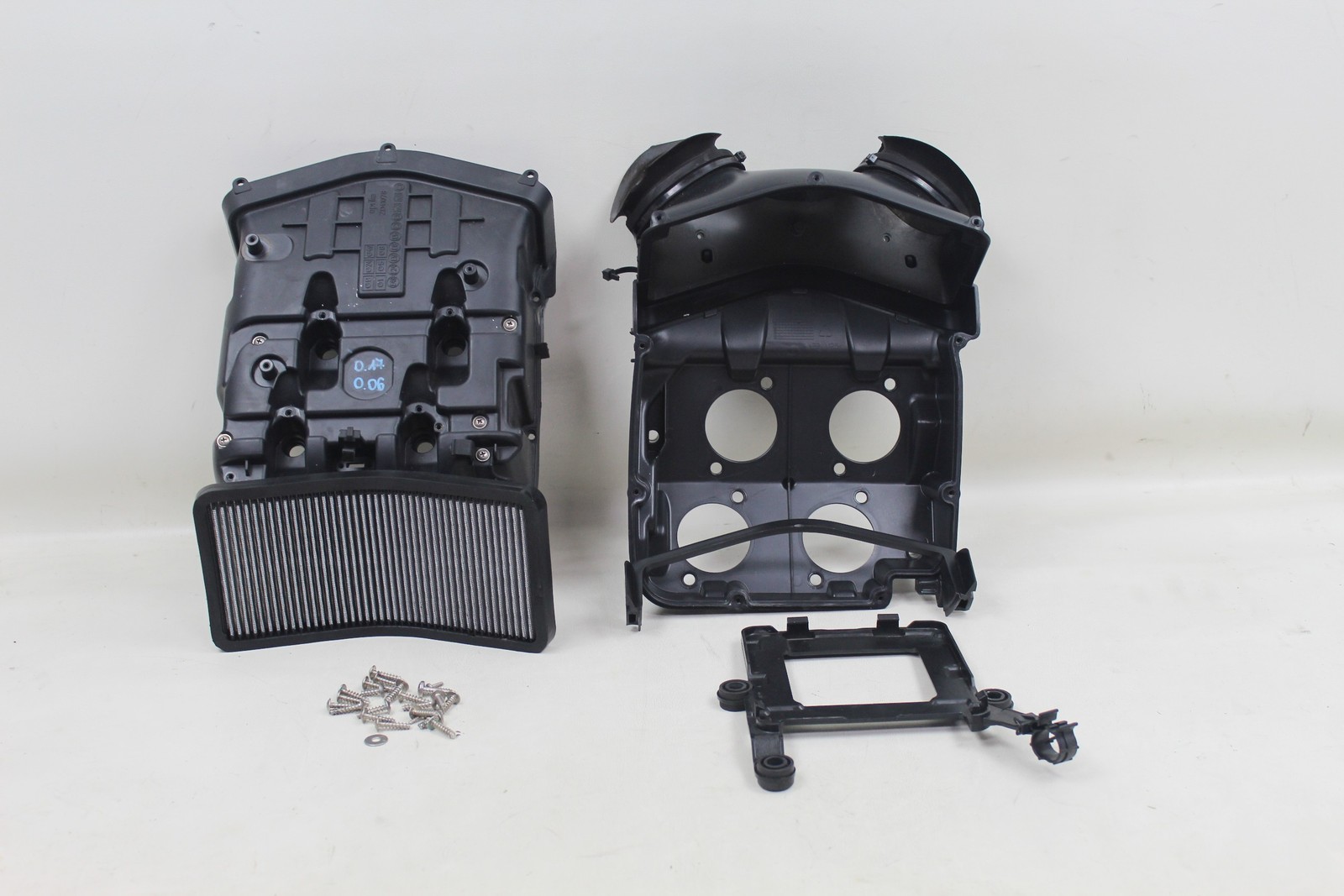 Aprilia RSV4 1100 Factory 23 OEM Upper Lower Airbox Filter Intake Stacks Filter