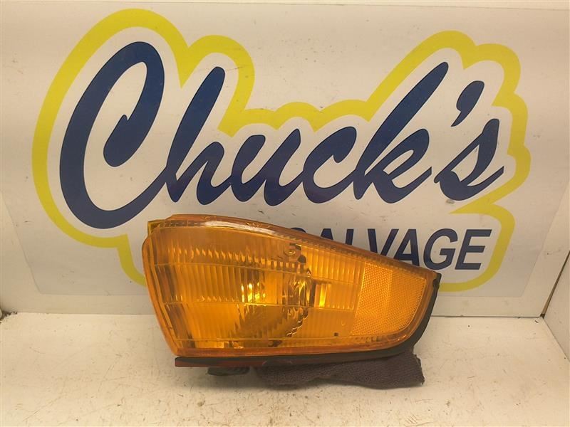 Passenger Corner/Park Light Park Lamp-turn Signal Fits 85-90 ESCORT 39880