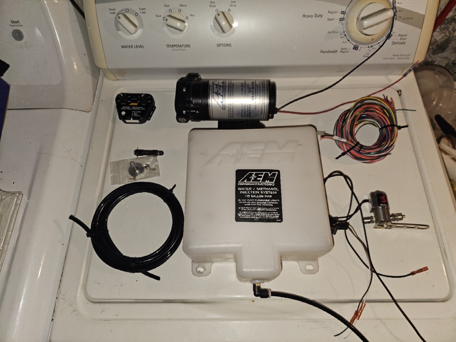 Water / Methanol Injection System AEM v3 with Solneoid Water / Methanol Injection System AEM v3 with Solneoid