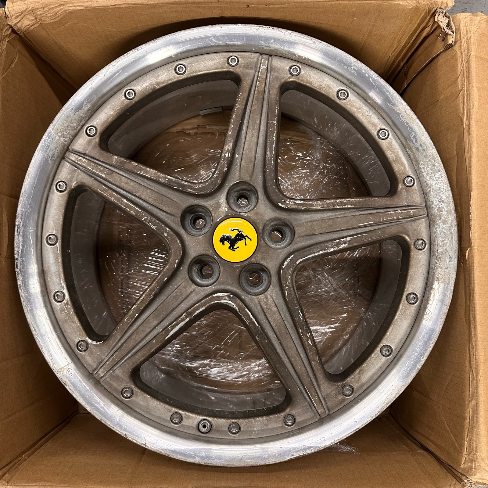 4 psc OEM Ferrari 575 19 4 psc OEM Ferrari 575 19
