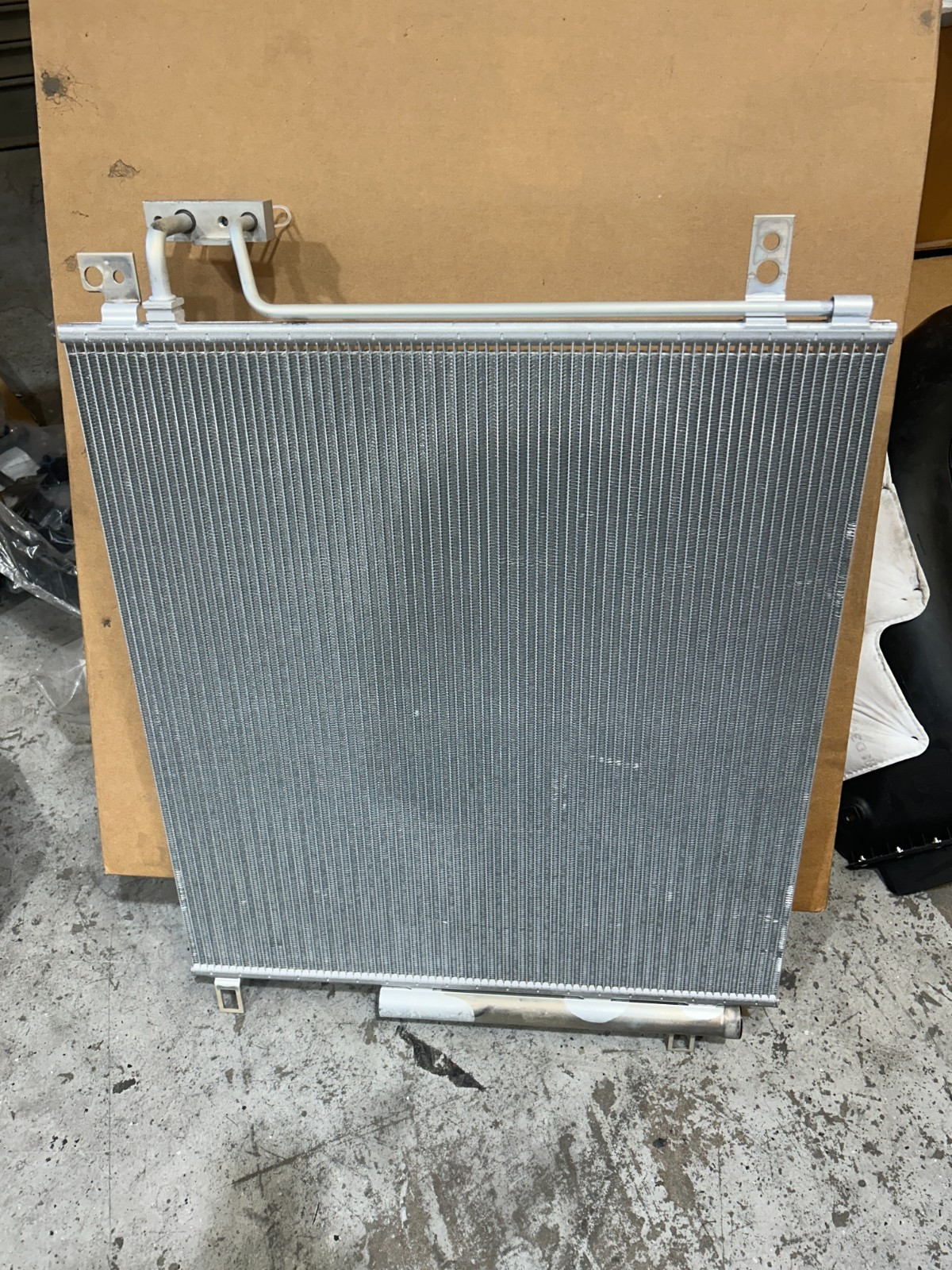 2021-2026 JEEP GRAND CHEROKEE AC Condenser Genuine OEM Mopar 68488313AA NEW OEM 2021-2026 JEEP GRAND CHEROKEE AC Condenser Genuine OEM Mopar 68488313AA NEW OEM