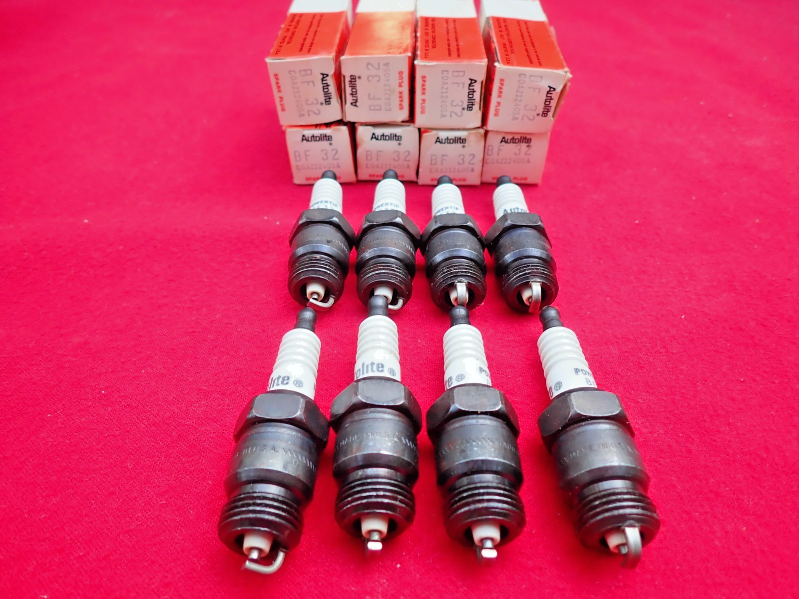 62 63 - 69 70 NOS FORD AUTOLITE BF 32 SPARK PLUGS (8) C0AZ 12405 A HIPO C/J 428 62 63 - 69 70 NOS FORD AUTOLITE BF 32 SPARK PLUGS (8) C0AZ 12405 A HIPO C/J 428