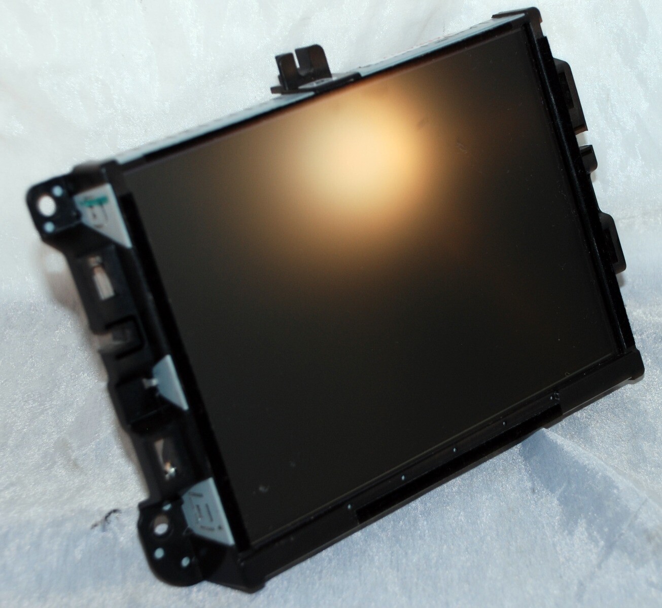 2013 - 2017 DODGE RAM RA3 8.4 UCONNECT 3C RADIO DISPLAY SCREEN OEM VP3 SIRIUS XM 2013 - 2017 DODGE RAM RA3 8.4 UCONNECT 3C RADIO DISPLAY SCREEN OEM VP3 SIRIUS XM