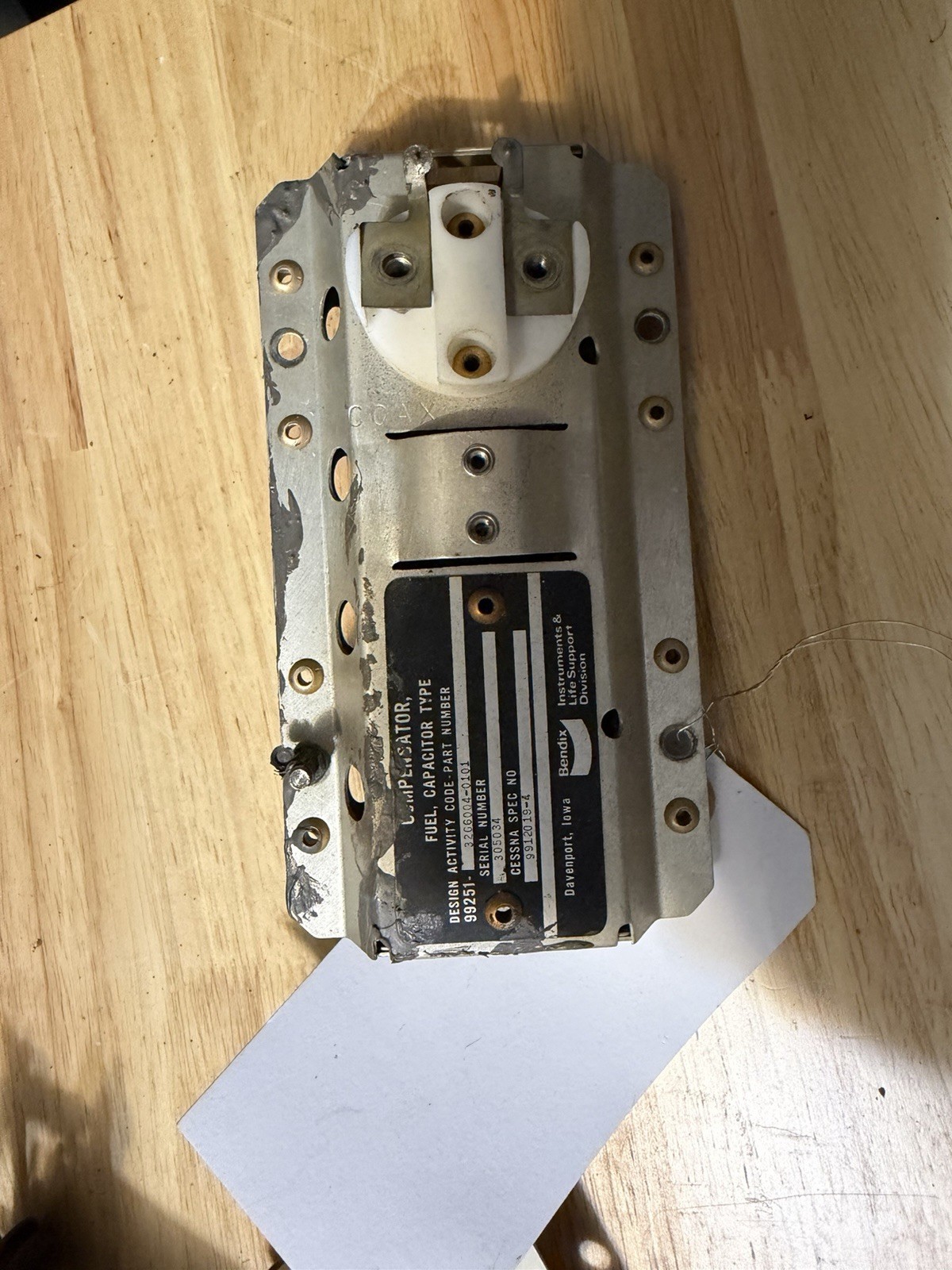 300047-13001 (Alt: 9912019-4) Cessna Citation Simmonds Fuel Capacitor Monitor