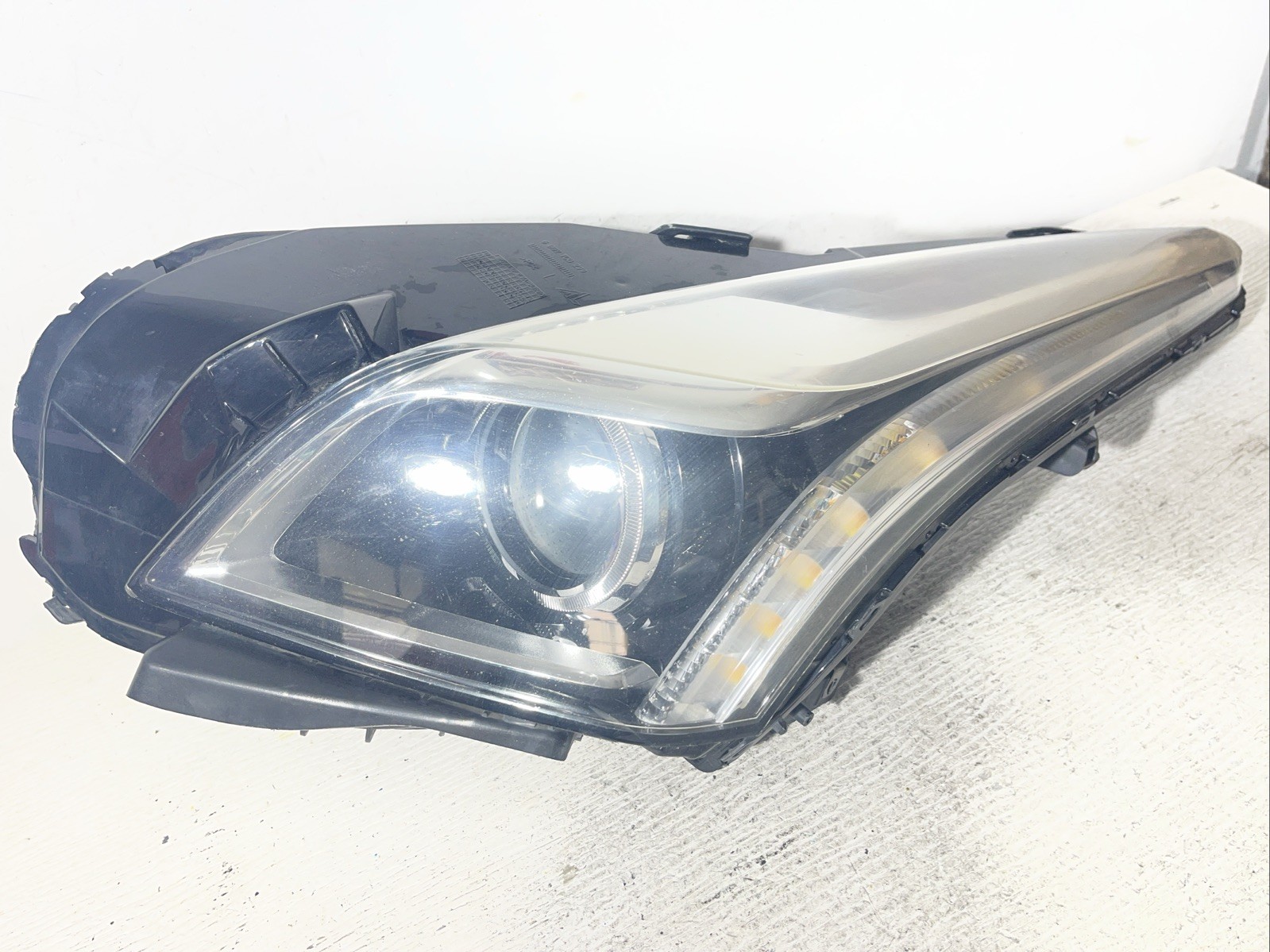 2014 - 2019 Cadillac CTS LH Driver Halogen W/LED Headlight Lamp 84319712 OEM