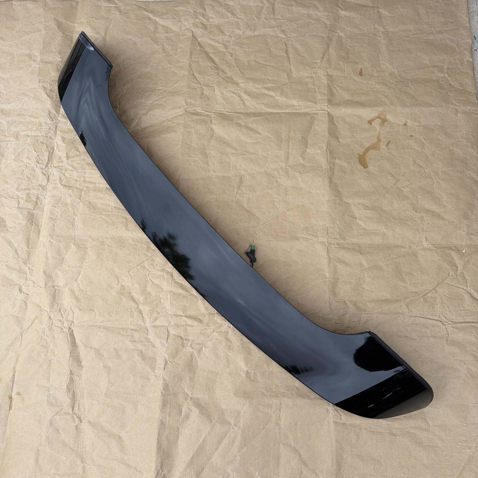 2016-2021 HONDA PILOT TAILGATE SPOILER GARNISH OEM 74900-TG7-A0