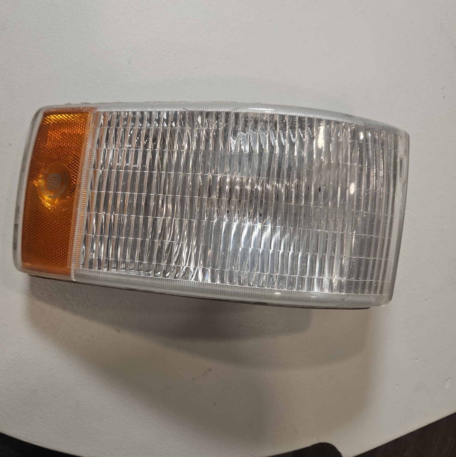 1993-1996 Cadillac Fleetwood Brougham Driver Chrome Rh Corner Light Marker Right