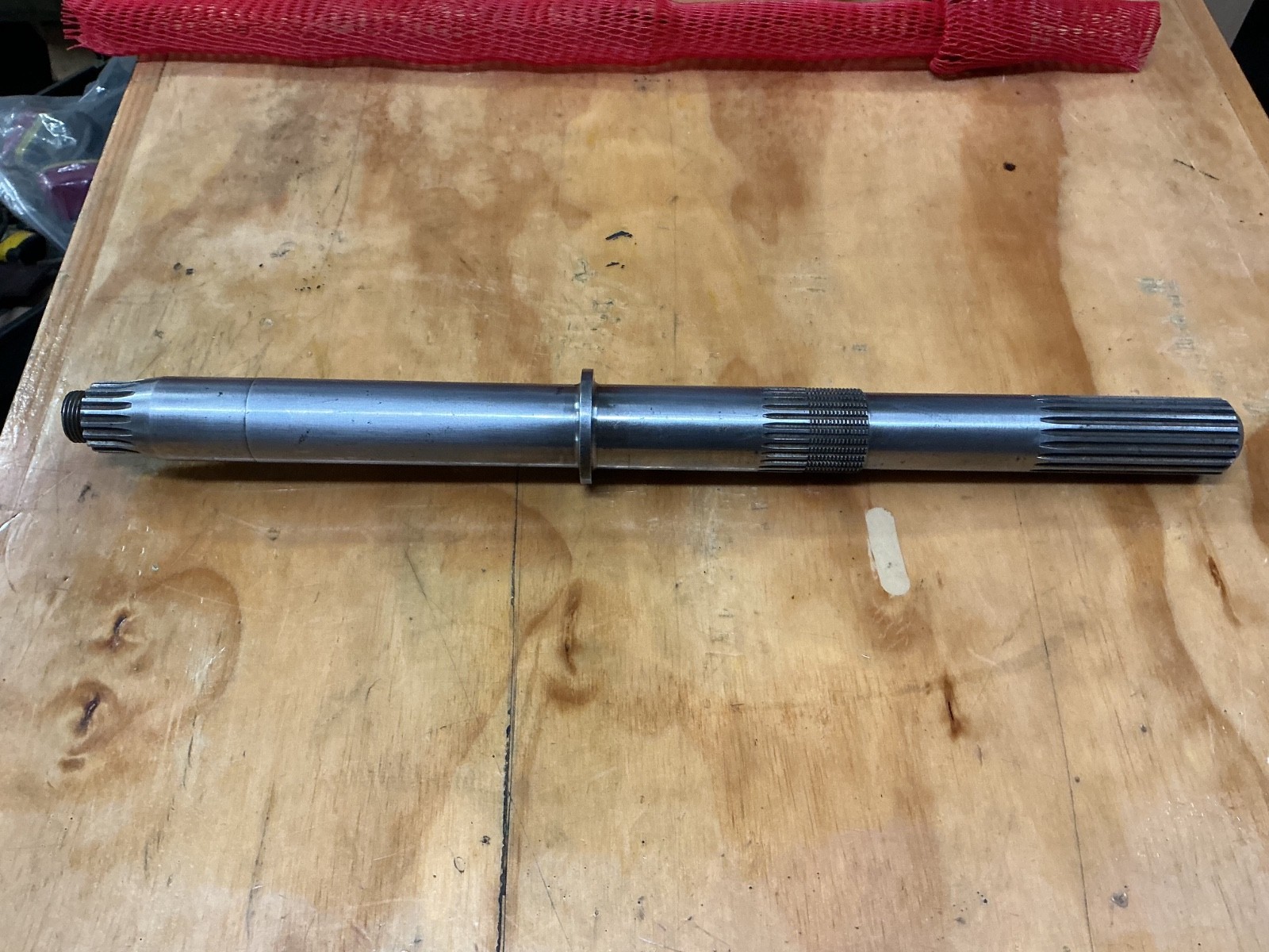Mercury marine 3a vertical driveshaft 45-818855t Mercury marine 3a vertical driveshaft 45-818855t