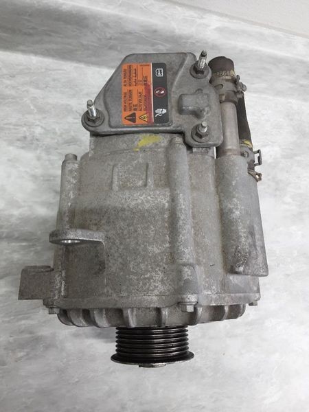 2012-2016 Buick Lacrosse Alternator Assembly 2.4L OEM