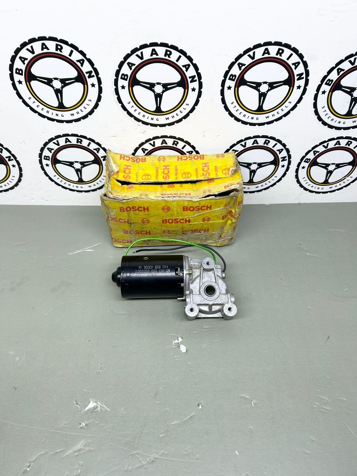 Mercedes W126 SUNROOF MOTOR BOSCH NEW NOS W123 W201 0390251699