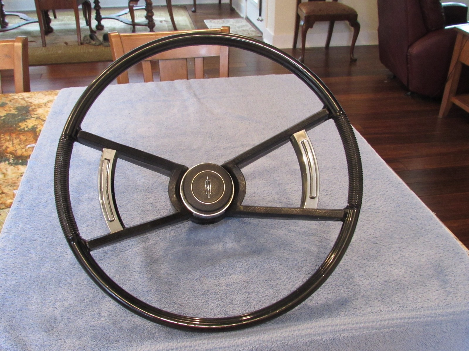 1967 Oldsmobile TORONADO Black Steering Wheel ***NOTE: NOT for Tilt-Telescopic 1967 Oldsmobile TORONADO Black Steering Wheel ***NOTE: NOT for Tilt-Telescopic
