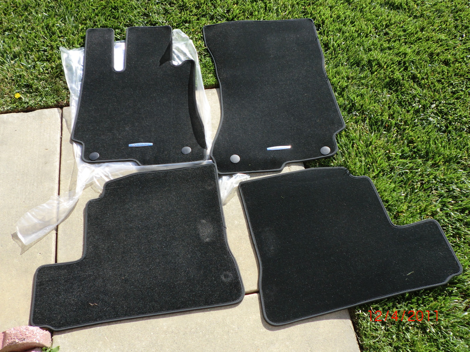 07-2013 Mercedes-Benz W221 S550 S400 S350 S63 S600 S65 AMG Floor Mats Genuine💯 07-2013 Mercedes-Benz W221 S550 S400 S350 S63 S600 S65 AMG Floor Mats Genuine💯
