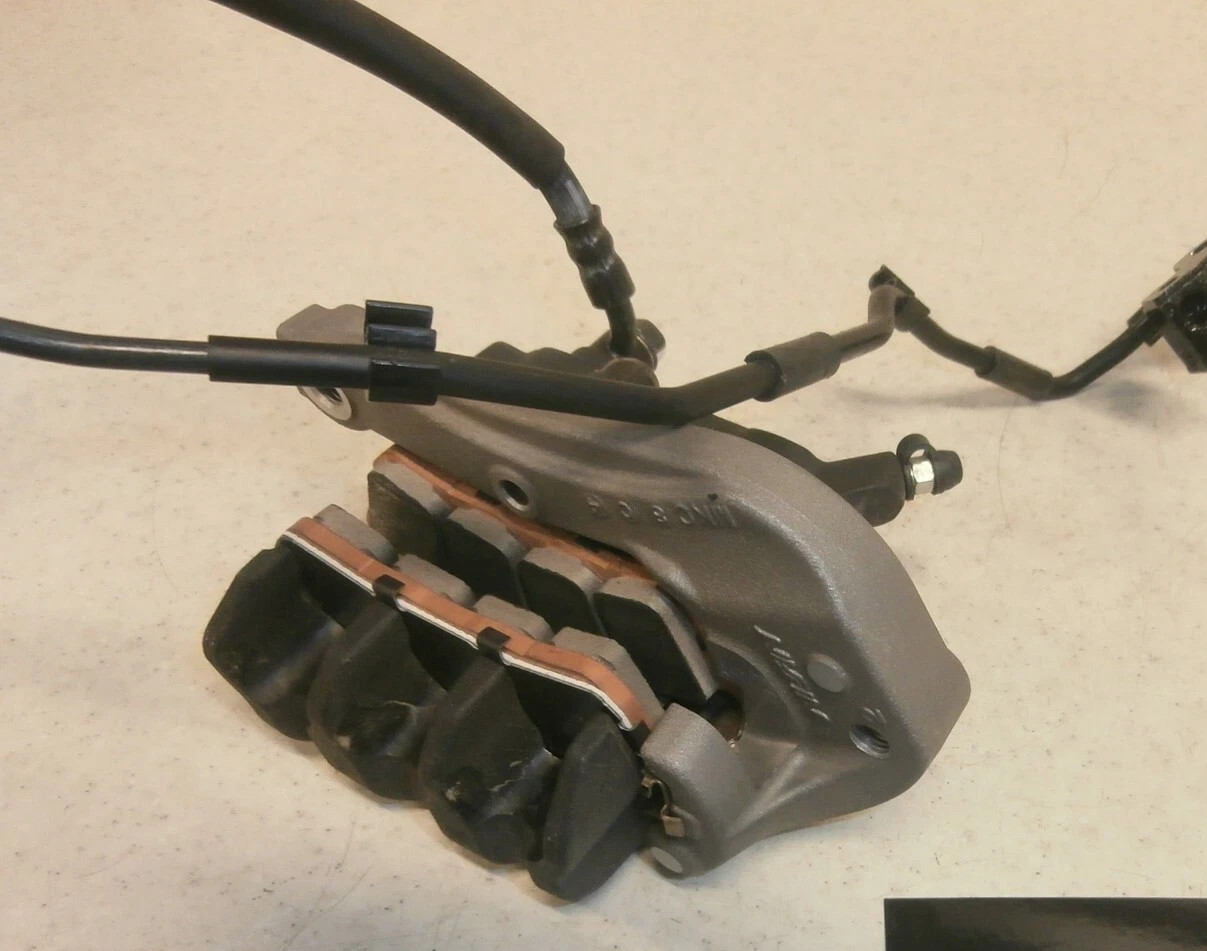 2018-2025 Honda Goldwing GL1800 GL 1800 OEM Rear Hydraulic Brake Caliper + Hose 2018-2025 Honda Goldwing GL1800 GL 1800 OEM Rear Hydraulic Brake Caliper + Hose