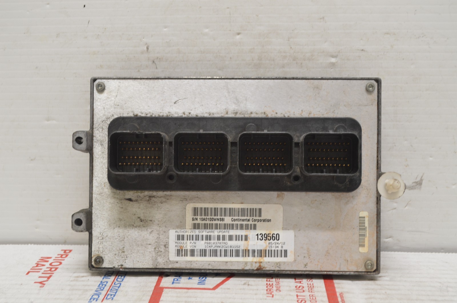 2012 12 Jeep Liberty 3.7L P68103707AD Engine Control Module Unit Ecm A90 042