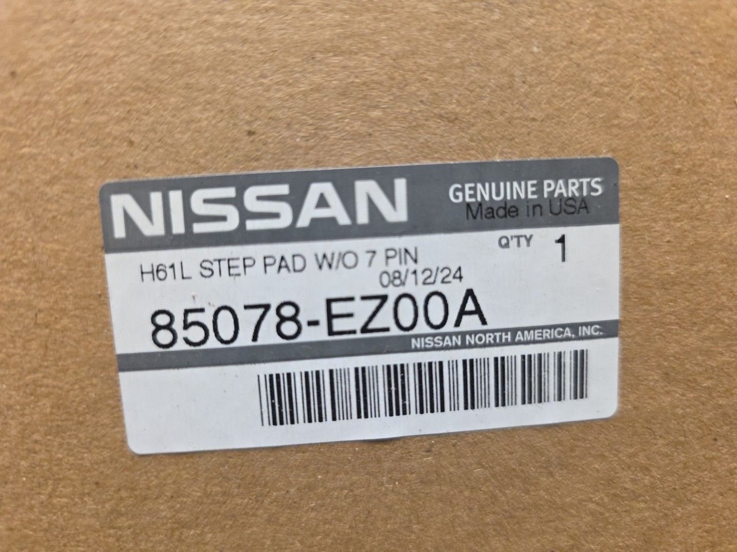 2016-2024 Nissan Titan Rear Step Pad 85078-EZ00A