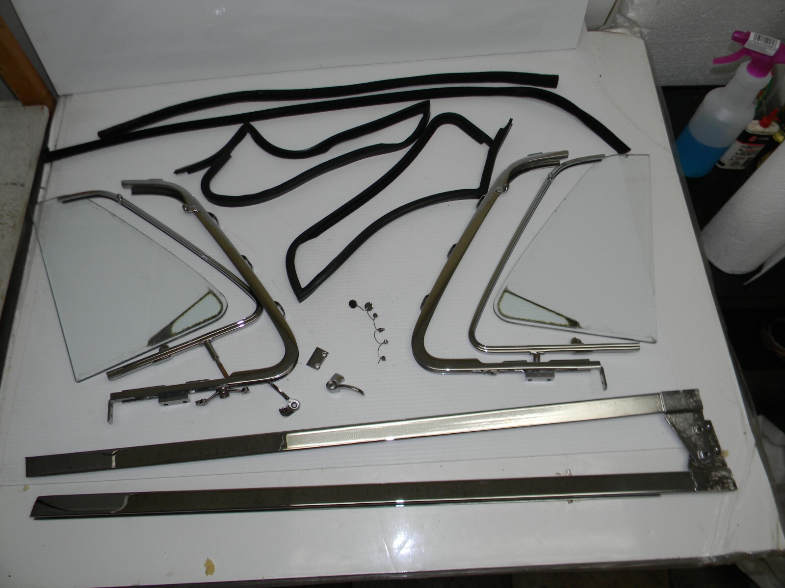 RECHROMED 1946-1955 Bentley MkVI MK6 R Type & Rolls Royce L&R Vent Windows RECHROMED 1946-1955 Bentley MkVI MK6 R Type & Rolls Royce L&R Vent Windows