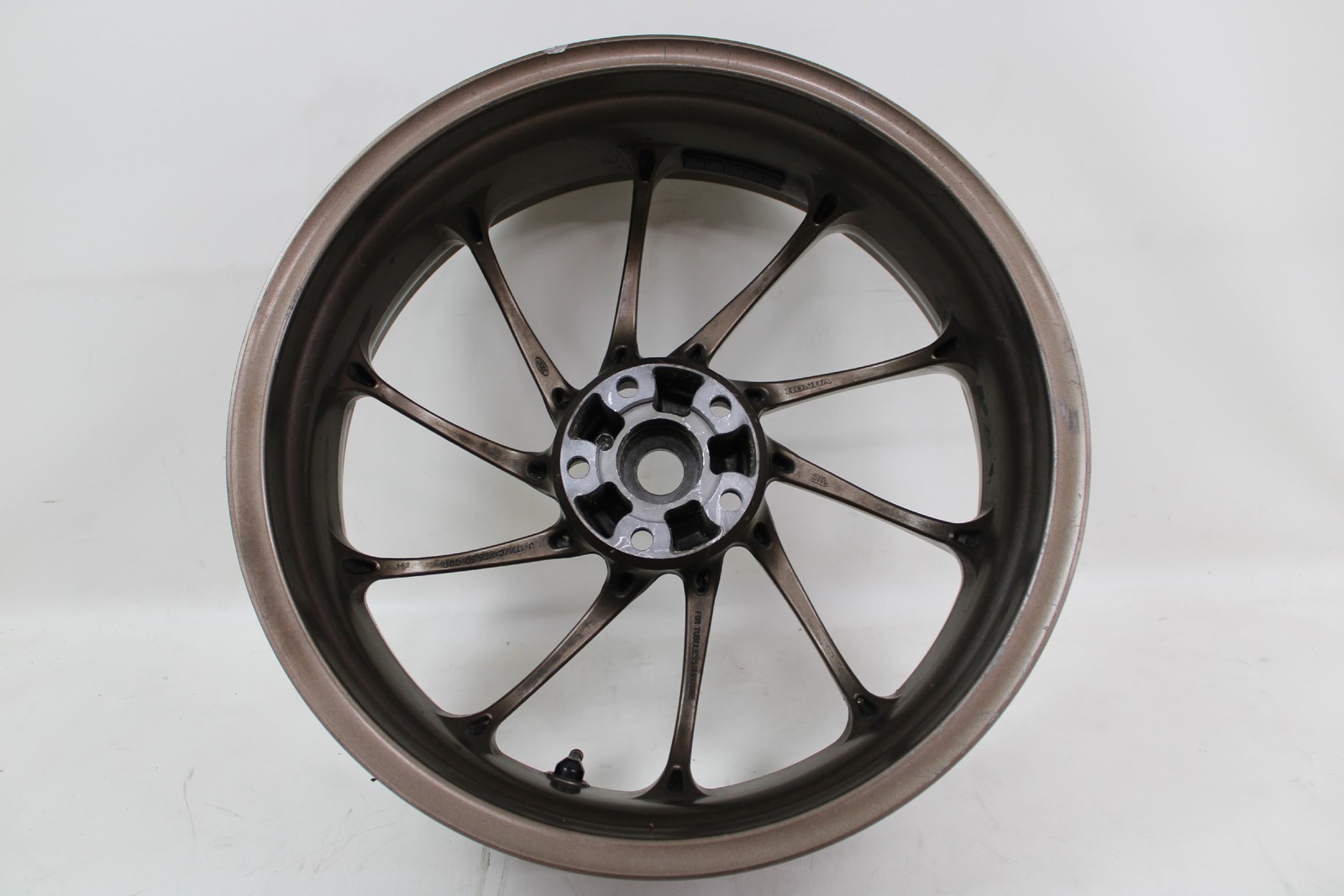 Honda VFR800 VFR 800 14-21 Interceptor OEM Single Sided Rear Wheel Rim 17 x 5.50