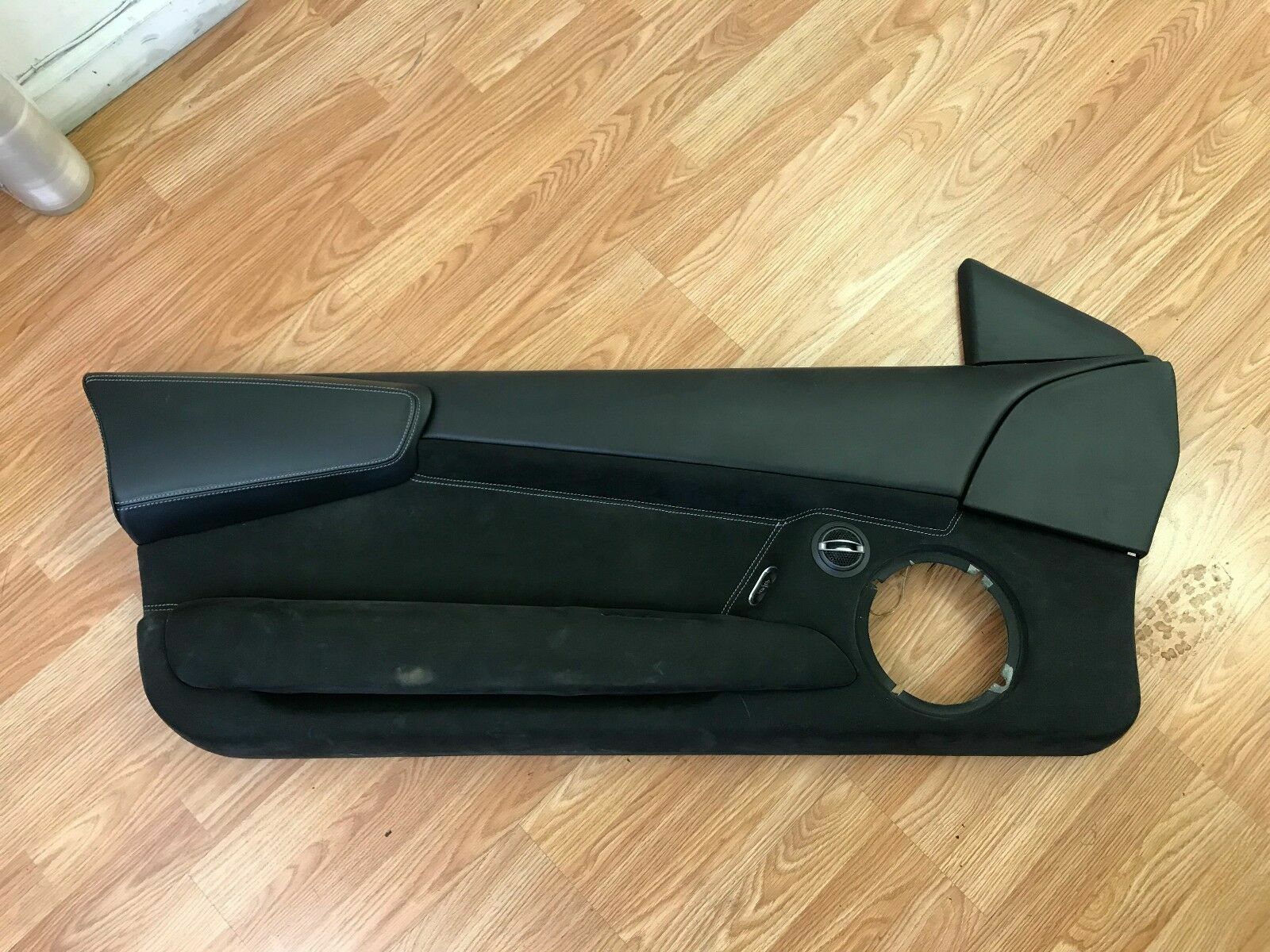 LAMBORGHINI MURCIELAGO DRIVER SIDE DOOR PANEL ASSEMBLY OEM 0072013469 LAMBORGHINI MURCIELAGO DRIVER SIDE DOOR PANEL ASSEMBLY OEM 0072013469