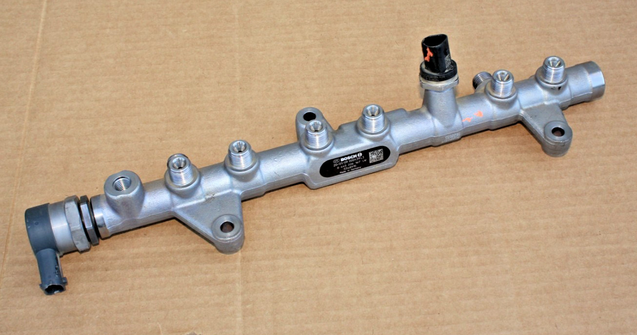 0445226167 Fuel Injection Rail, 19-21 Ram 6.7L Cummins Dual Port | Bosch