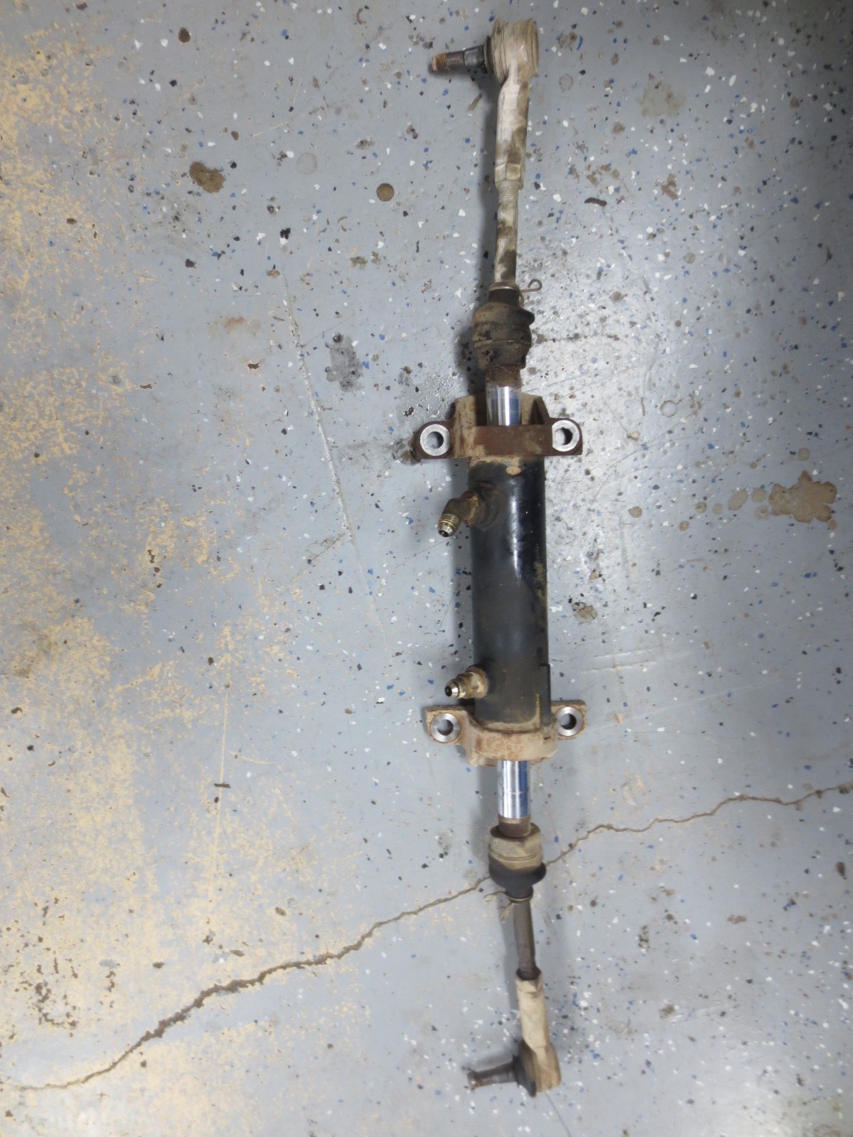 2004 Kubota RTV 900 Used OEM Hydraulic Steering Rack and Pinion