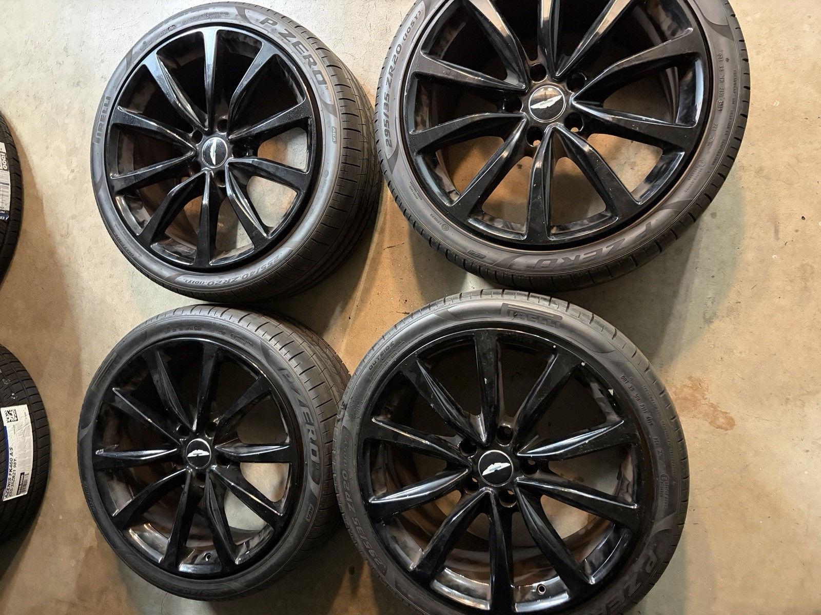 2020 ASTON MARTIN VANTAGE WHEELS 5X128MM FRONT 20X9 +48 REAR 20X11 +55 2020 ASTON MARTIN VANTAGE WHEELS 5X128MM FRONT 20X9 +48 REAR 20X11 +55
