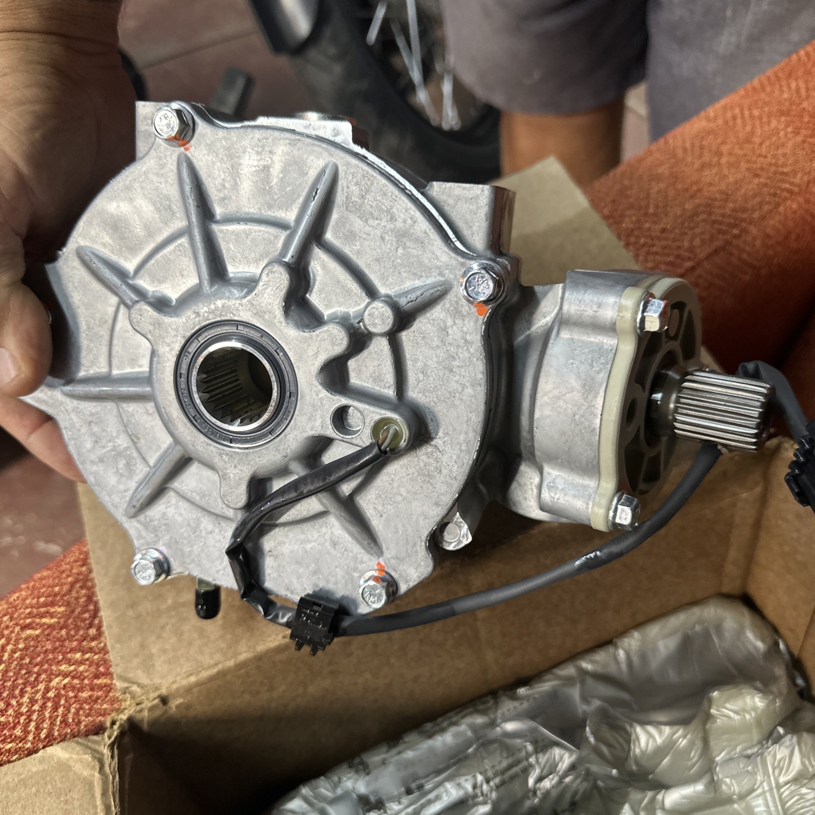 Front Differential For 2014-2023 Polaris Sportsman 570 450 500 Ranger 500 800 Front Differential For 2014-2023 Polaris Sportsman 570 450 500 Ranger 500 800