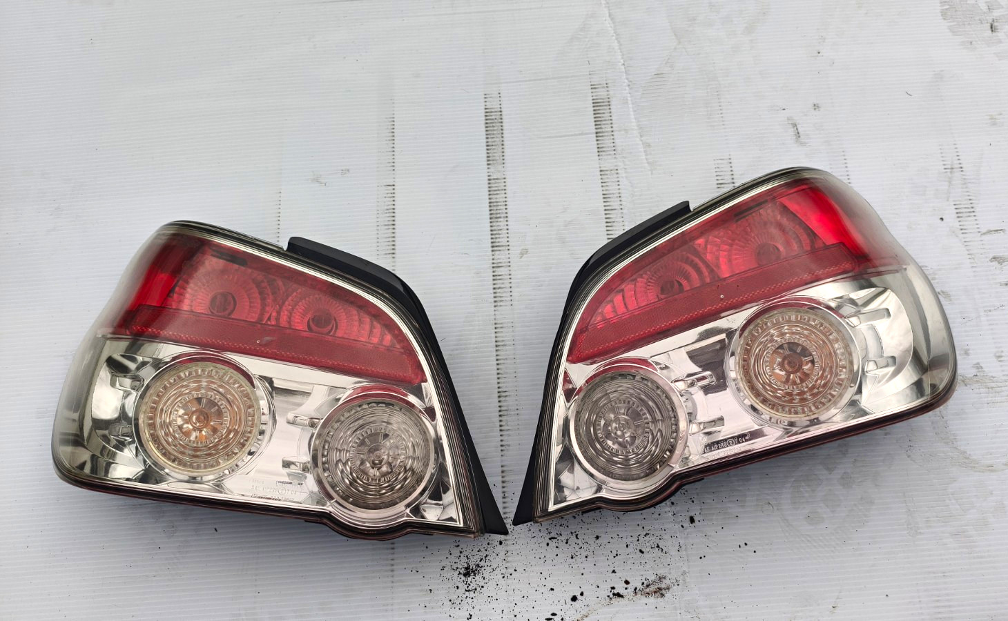2006 - 2007 Subaru Impreza WRX STI OEM Genuine Tail lights (Pair - Left & Right) 2006 - 2007 Subaru Impreza WRX STI OEM Genuine Tail lights (Pair - Left & Right)